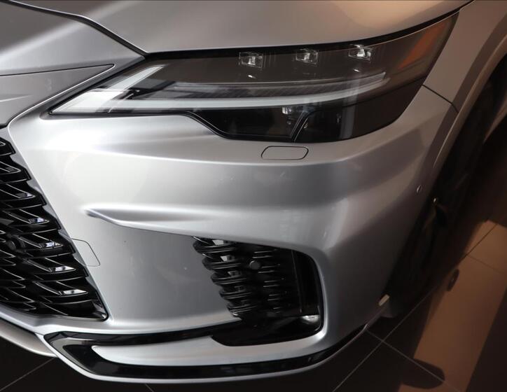 Lexus RX 500h 4