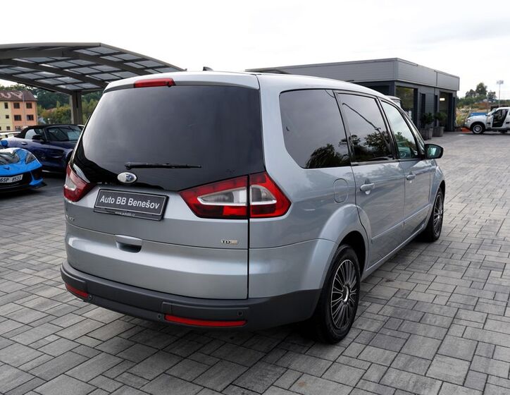 Ford Galaxy 6