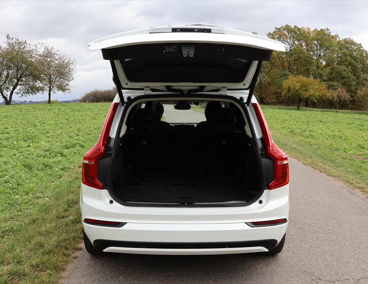 Volvo XC90 9