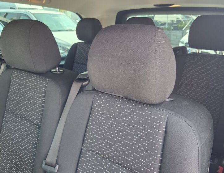 Mercedes-Benz Vito 18