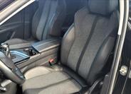 Peugeot 5008 8