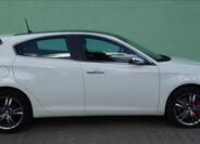Alfa Romeo Giulietta 5
