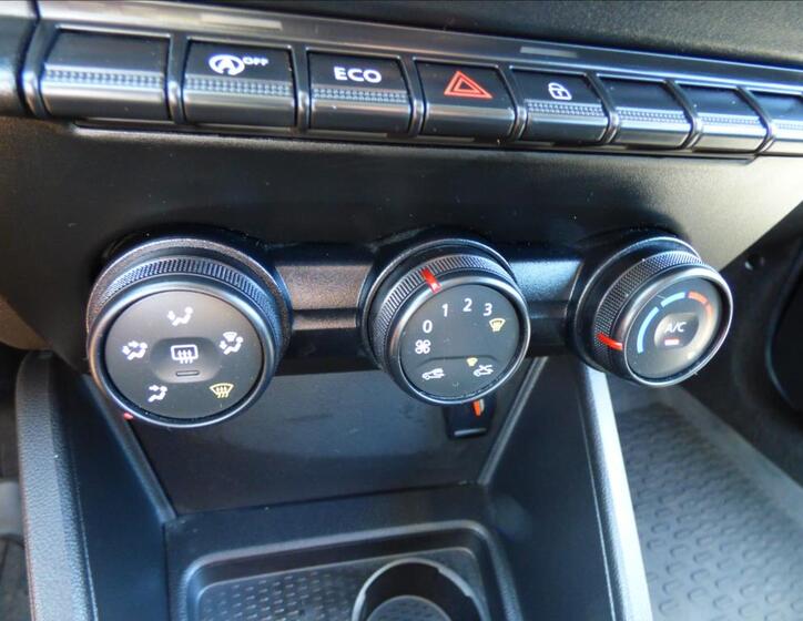 Dacia Duster 24