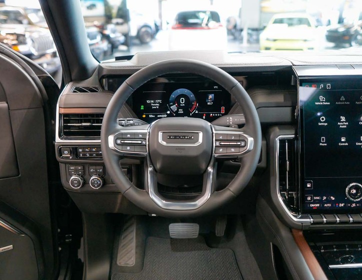 GMC Yukon 22