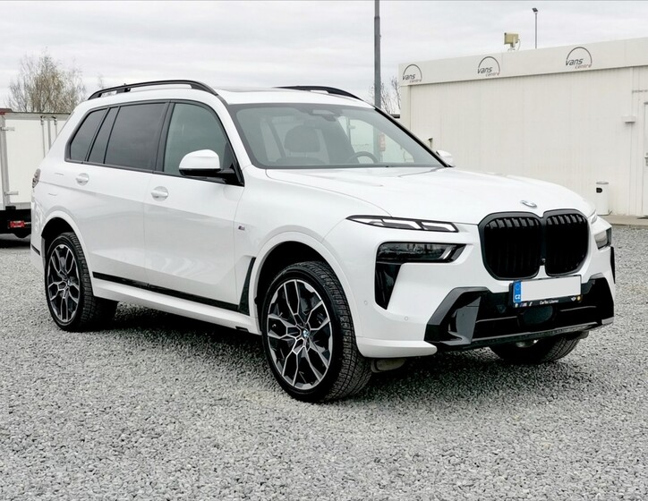 BMW X7 2