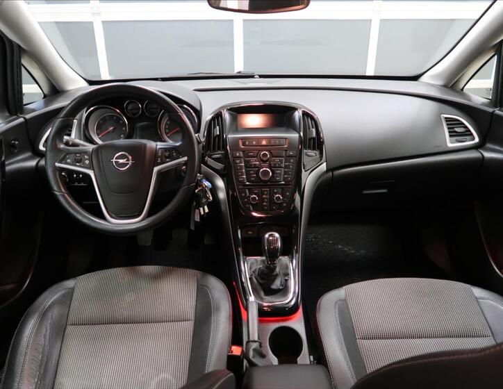 Opel Astra 11