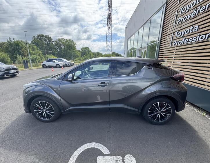 Toyota C-HR 3
