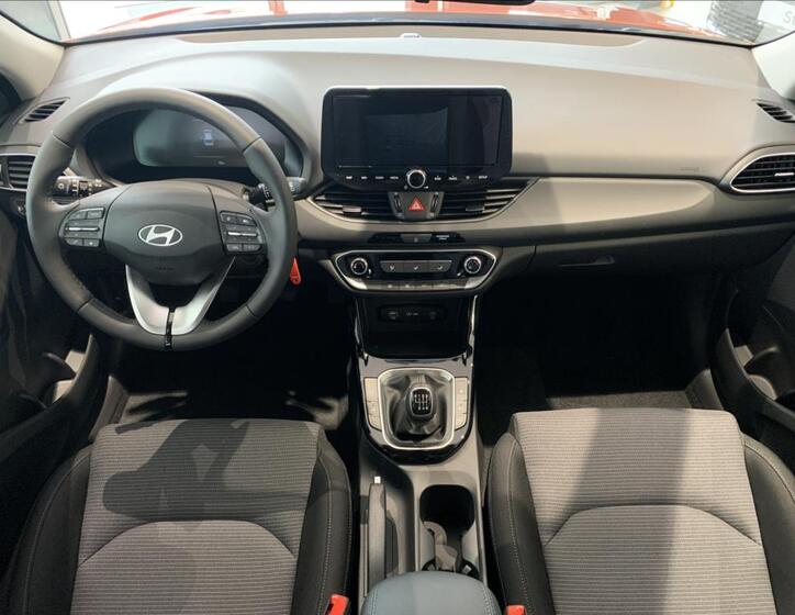 Hyundai i30 16