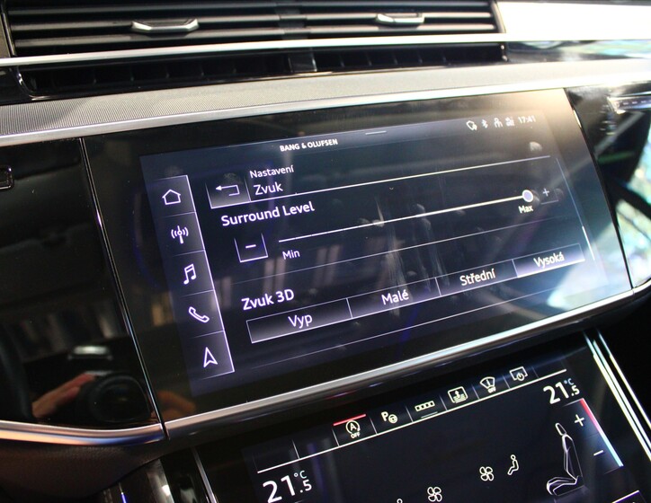Audi A8 28