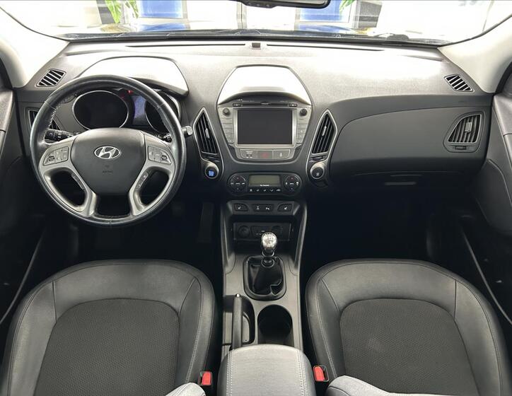 Hyundai ix35 8