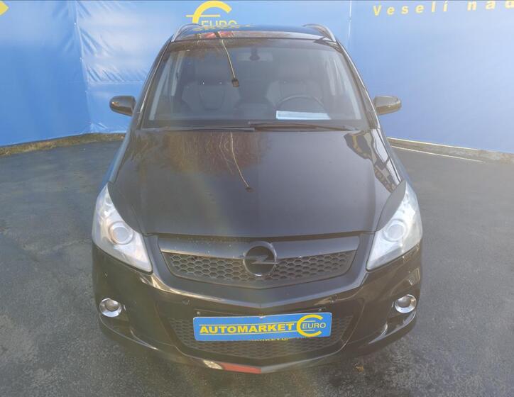 Opel Zafira 2