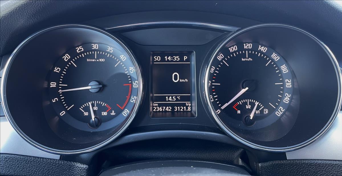 Škoda Superb