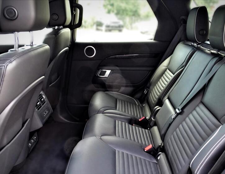 Land Rover Discovery 18