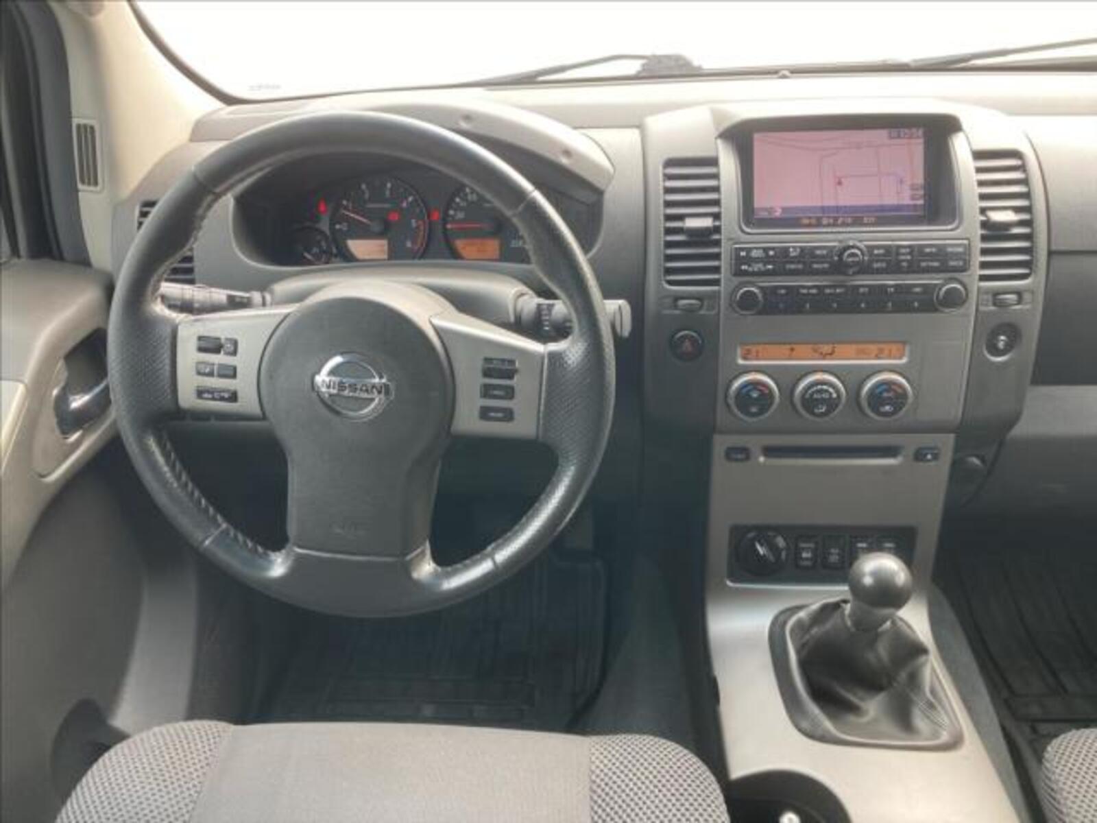Nissan Navara 13