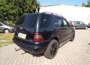 Mercedes-Benz Třídy M 5