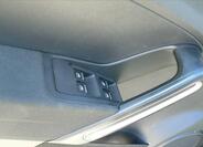 Volkswagen New Beetle 31
