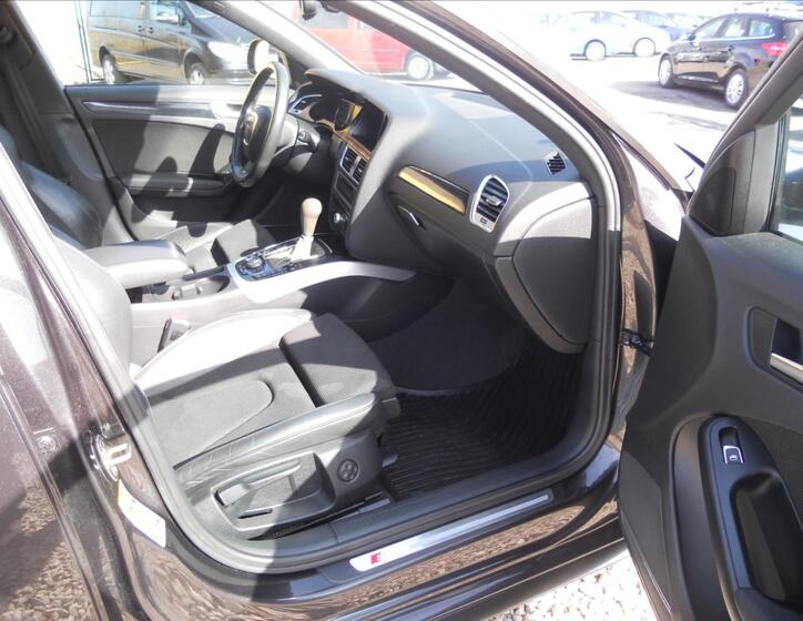 Audi A4 19