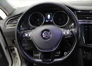 Volkswagen Tiguan 19