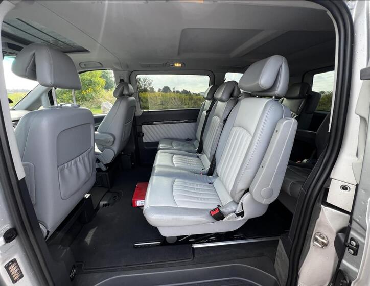 Mercedes-Benz Viano 30