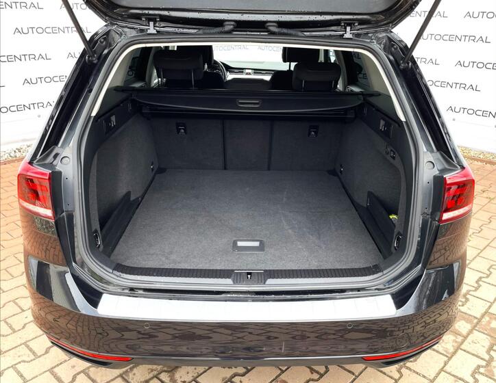 Volkswagen Passat 12