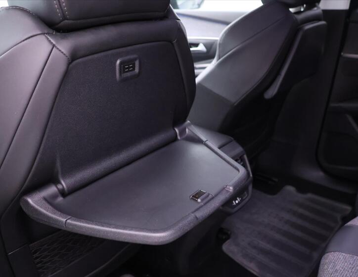 Peugeot 5008 36