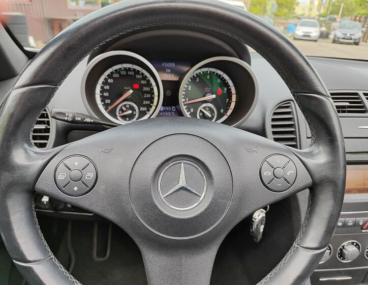 Mercedes-Benz SLK 17