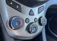 Chevrolet Aveo 23