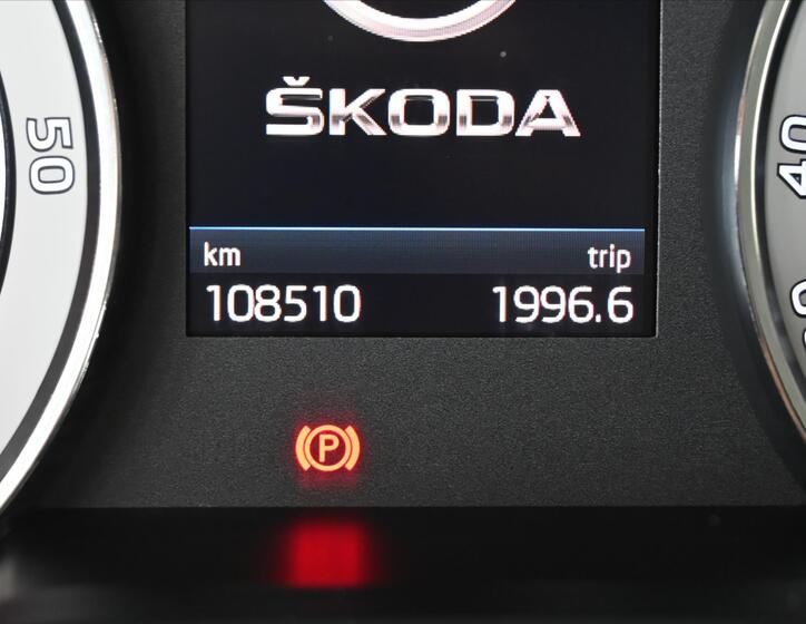 Škoda Superb 14