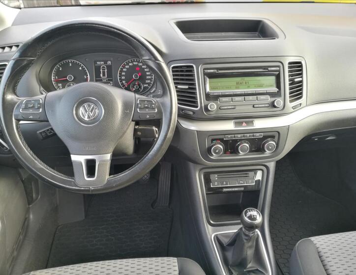 Volkswagen Sharan 5