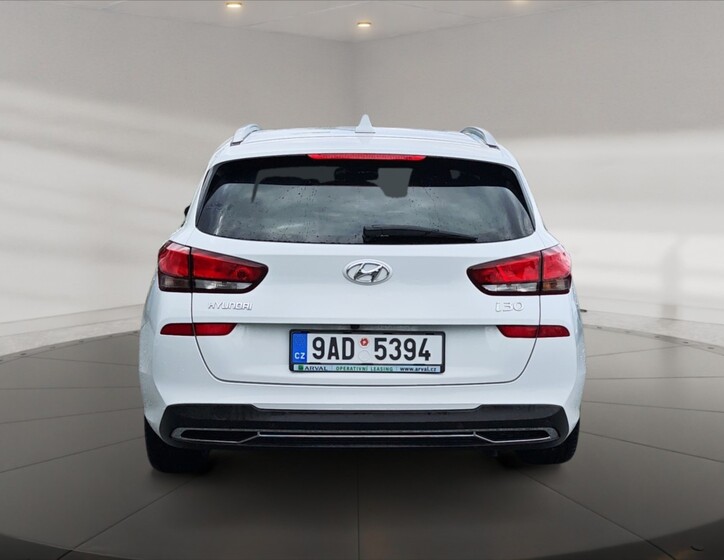 Hyundai i30 4