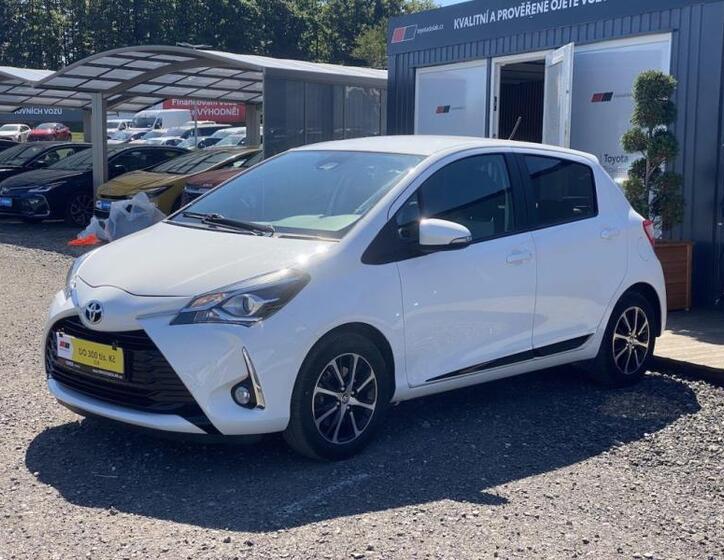 Toyota Yaris 4