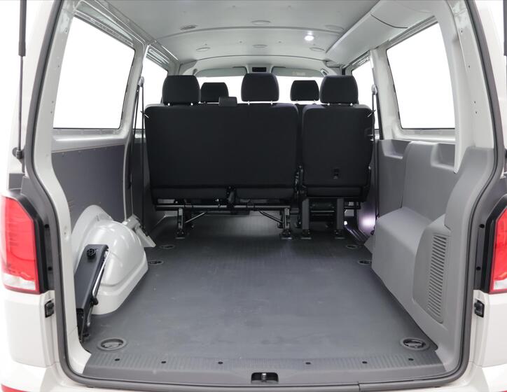 Volkswagen Transporter 10