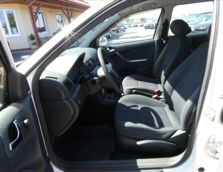 Škoda Octavia 12