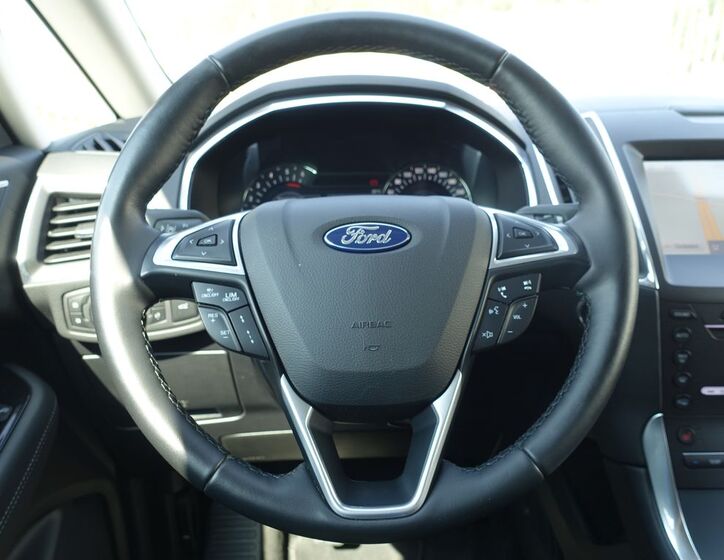 Ford S-MAX 9