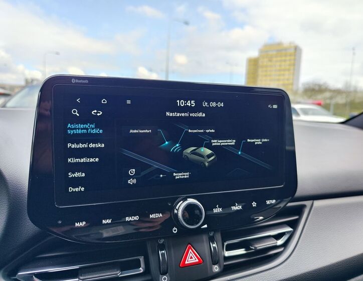 Hyundai i30 16
