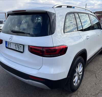 Mercedes-Benz GLB 6