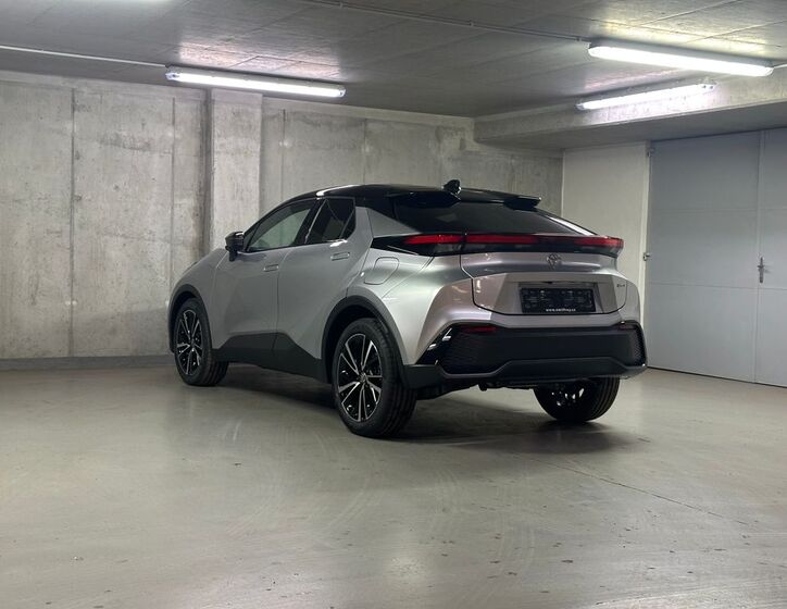 Toyota C-HR 7