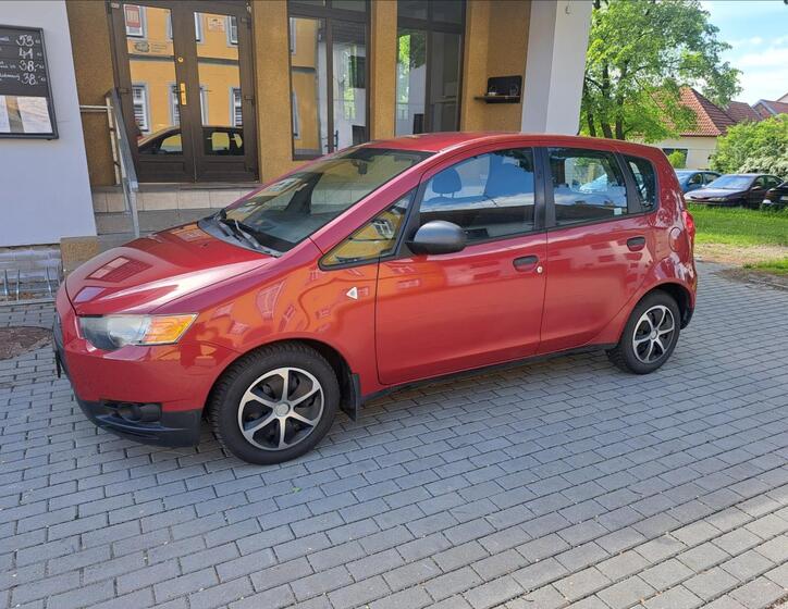 Mitsubishi Colt 4