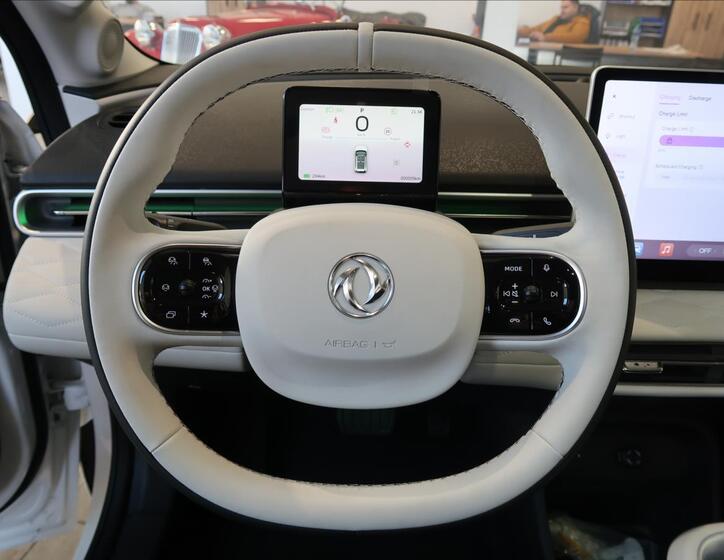Dongfeng Box 18
