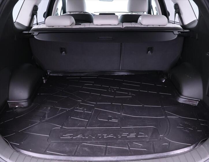 Hyundai Santa Fe 10