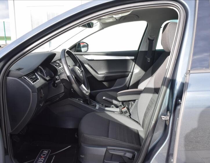 Škoda Octavia 15