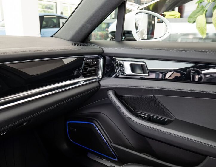 Porsche Panamera 14