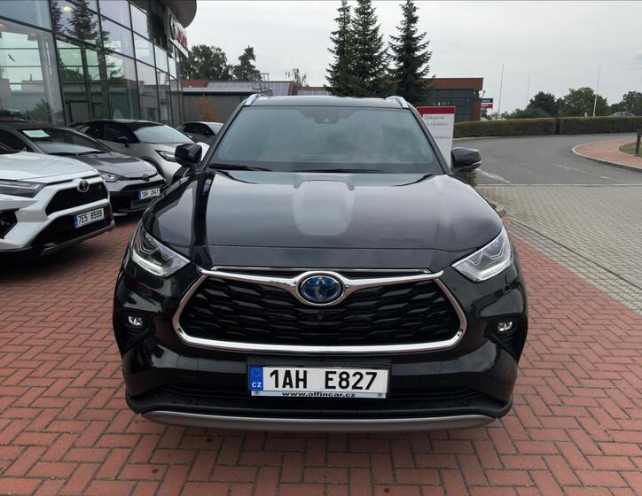 Toyota Highlander 3
