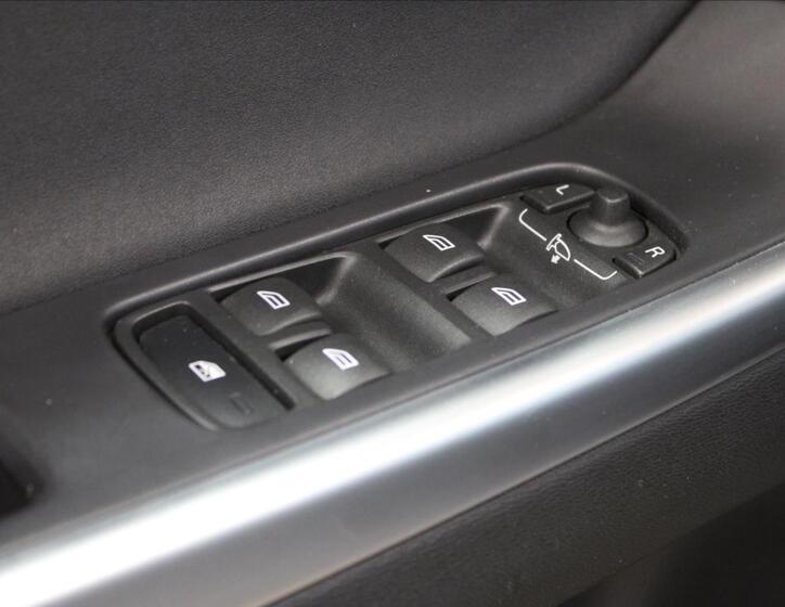Volvo XC60 15