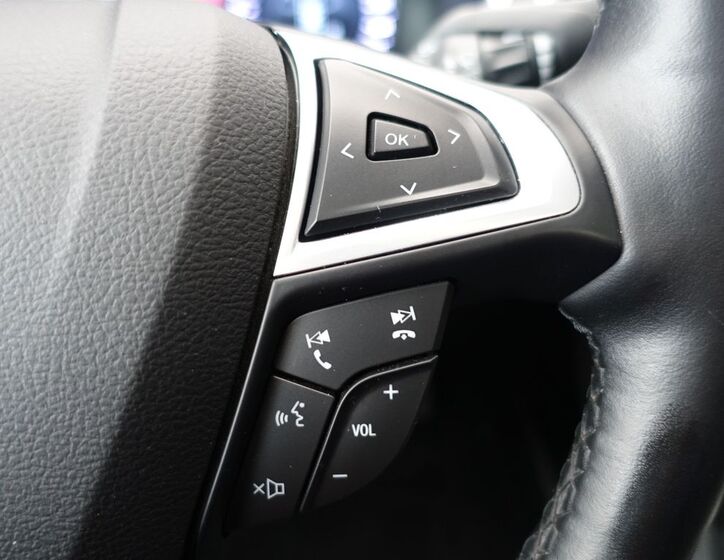 Ford Galaxy 26