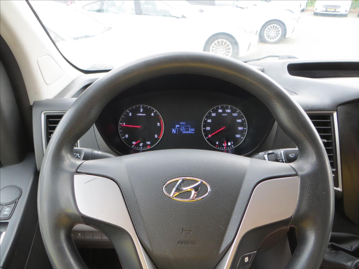 Hyundai H 350