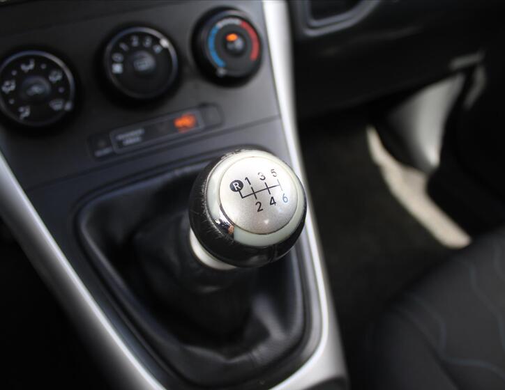 Toyota Auris 17