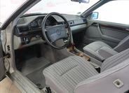 Mercedes-Benz 124 11