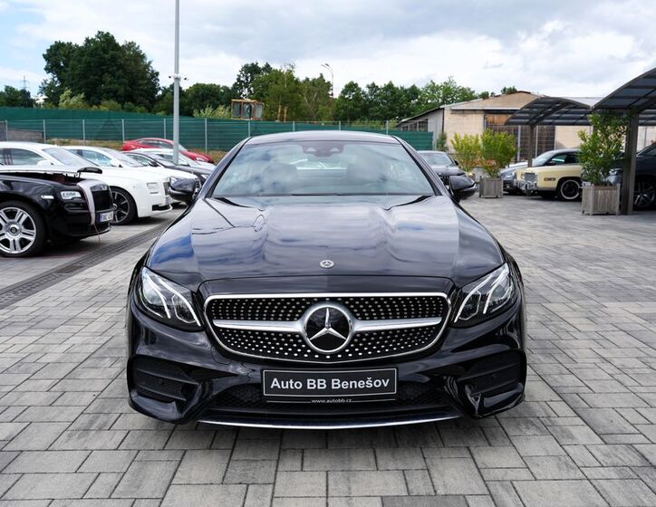 Mercedes-Benz Třídy E 1
