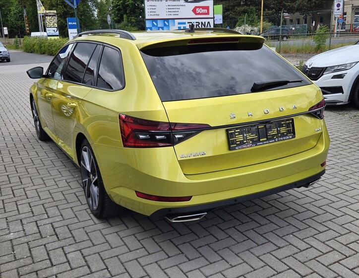 Škoda Superb 2